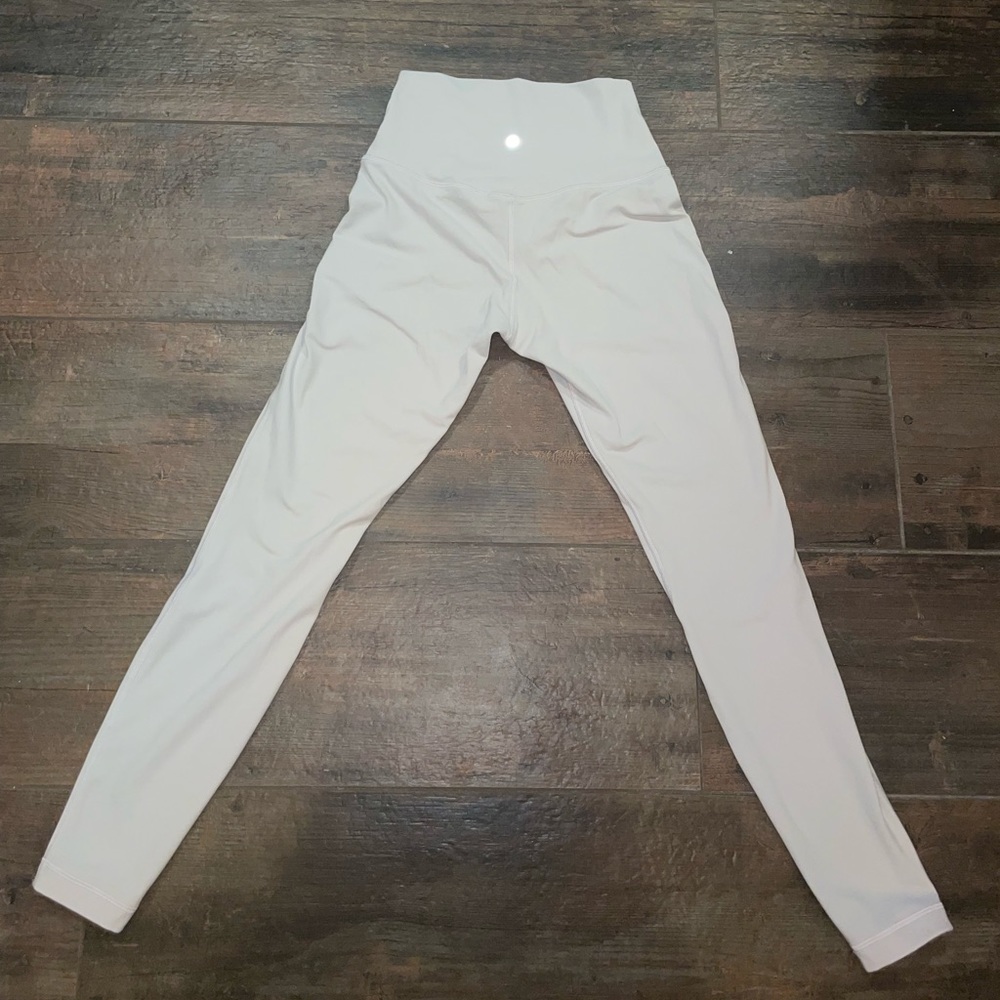 Lululemon athletica Wunder Train High Waisted leggings, size 6